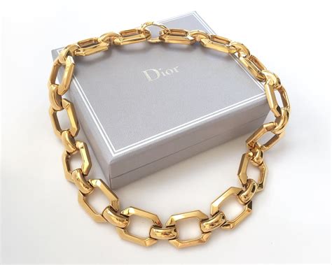 christian dior chocker necklace|Christian Dior chunky necklace.